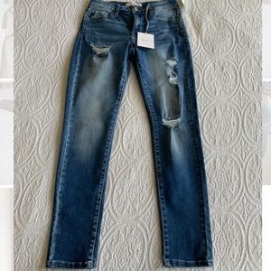 Skinny distressed jeans